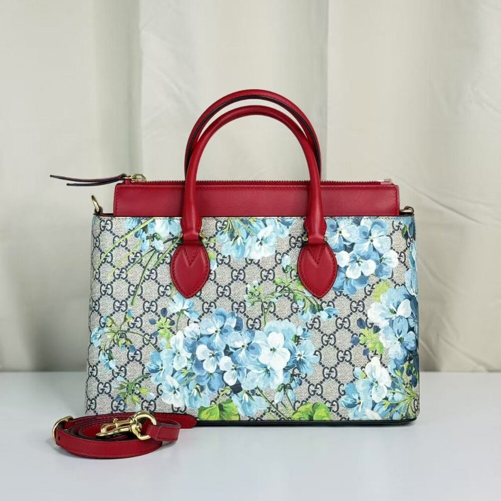 Gucci GG Logo Supreme Flower Shoulder Bag with Red Handles & Floral Design